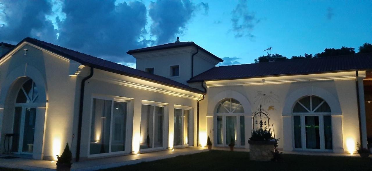B&B Borgo Arcadia Poiana Maggiore エクステリア 写真